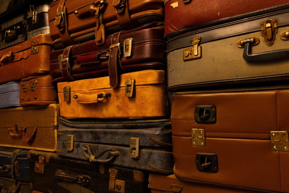 Oversized luggage as an analogy for 413 error
